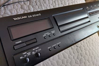 Tascam-DA-20 Mk II rackmount DAT recorder